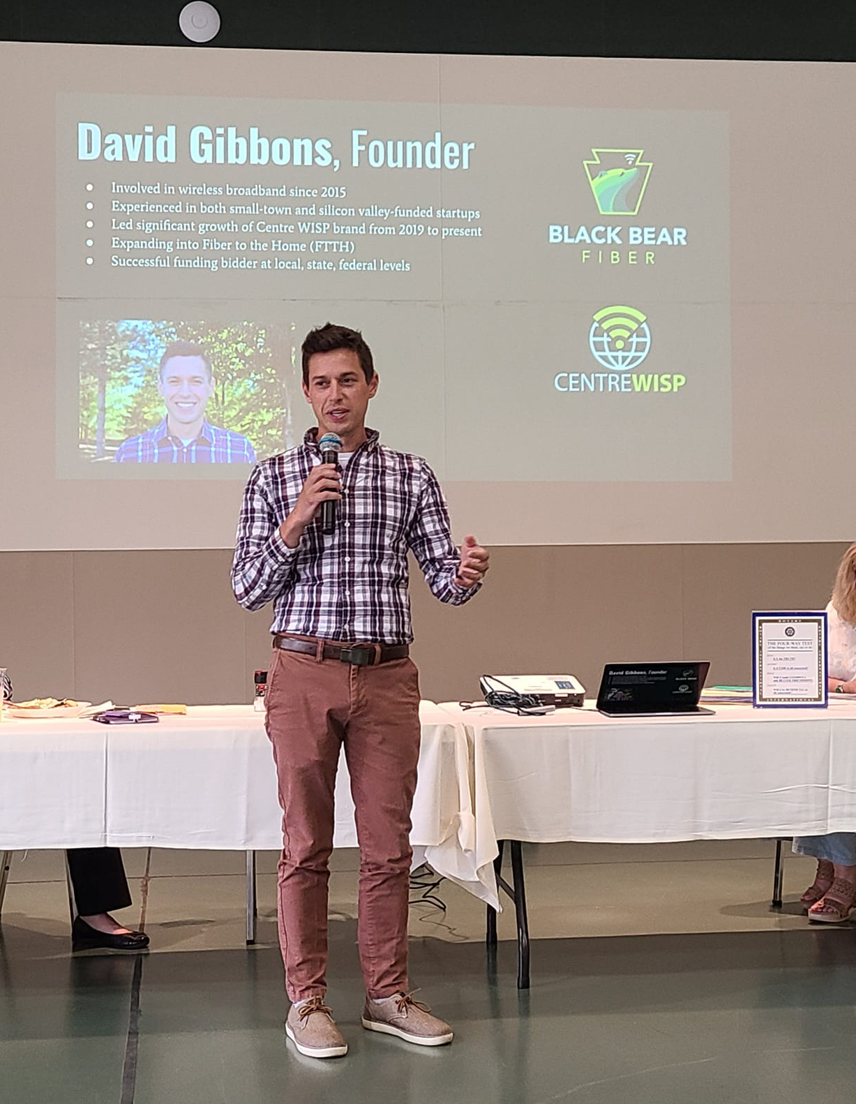 Photo of David Gibbons, speaking to crowd