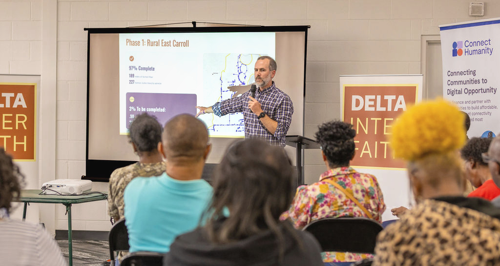 Nathanael Wills presents to Community summit